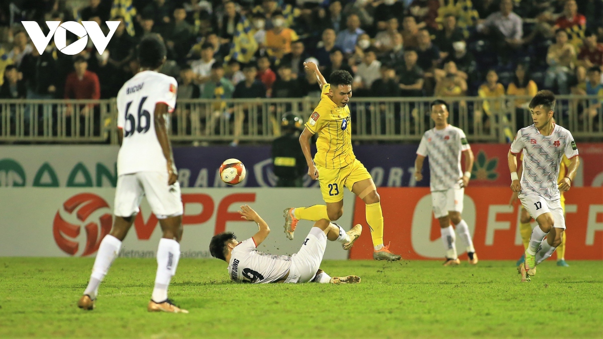 U20 Việt Nam bổ sung 5 cầu thủ đá V-League trước ngày tập huấn UAE