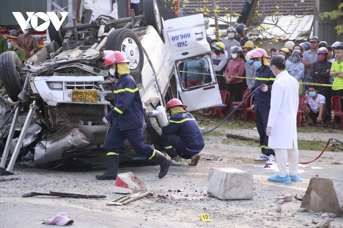 Vụ tai nạn làm 10 người chết tại tỉnh Quảng Nam: Vì sao chưa khởi tố vụ án?