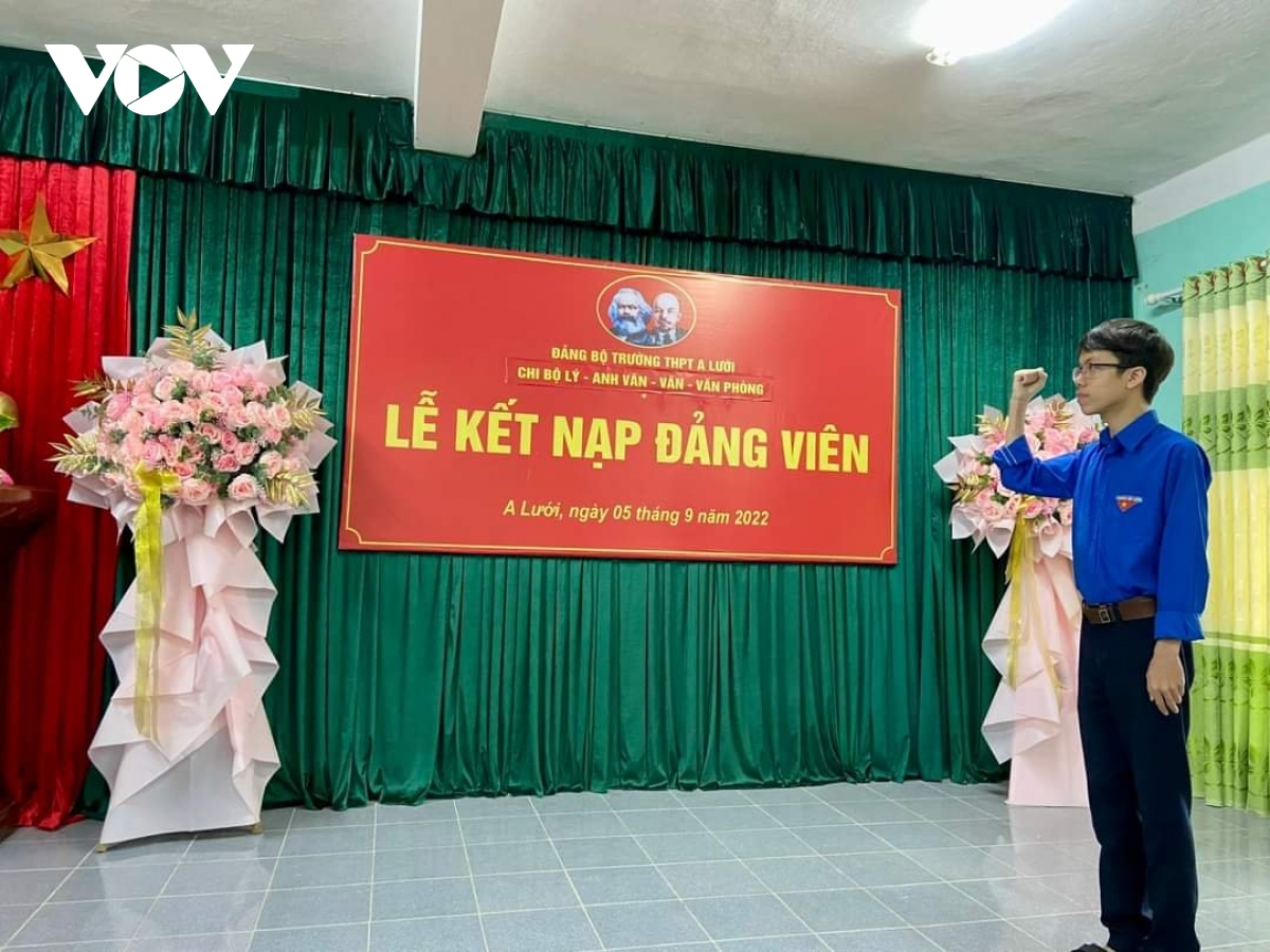 Tạo nguồn phát triển đảng viên trẻ người dân tộc thiểu số ở Thừa Thiên Huế