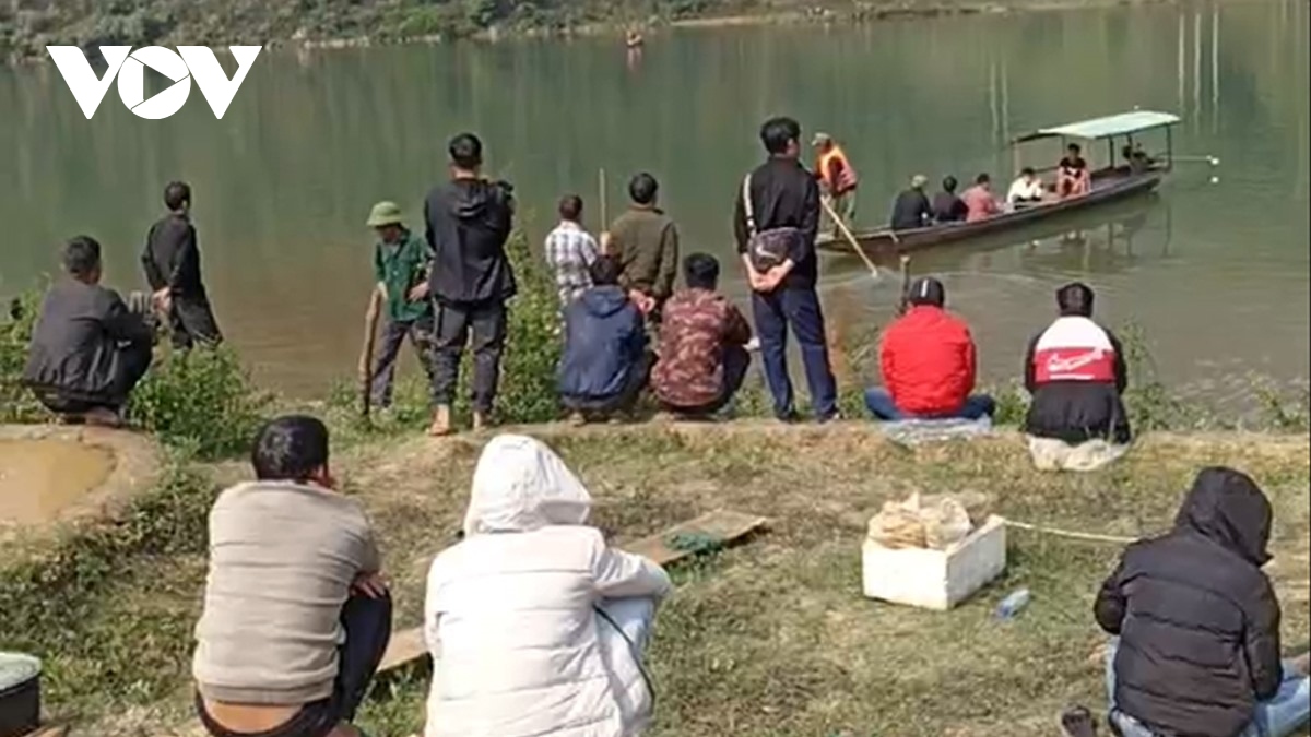 Đã tìm thấy thi thể nạn nhân mất tích trên lòng hồ thủy điện ở Điện Biên