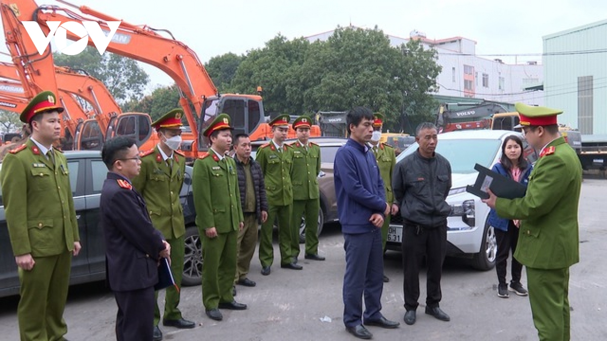 Nóng 24h: Nhiều cán bộ đăng kiểm ở Hà Nội bị khởi tố