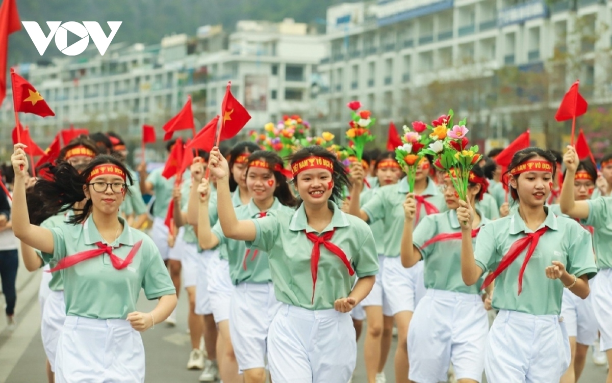 Sôi động Ngày chạy Olympic vì sức khỏe toàn dân tại Hải Phòng và Quảng Ninh
