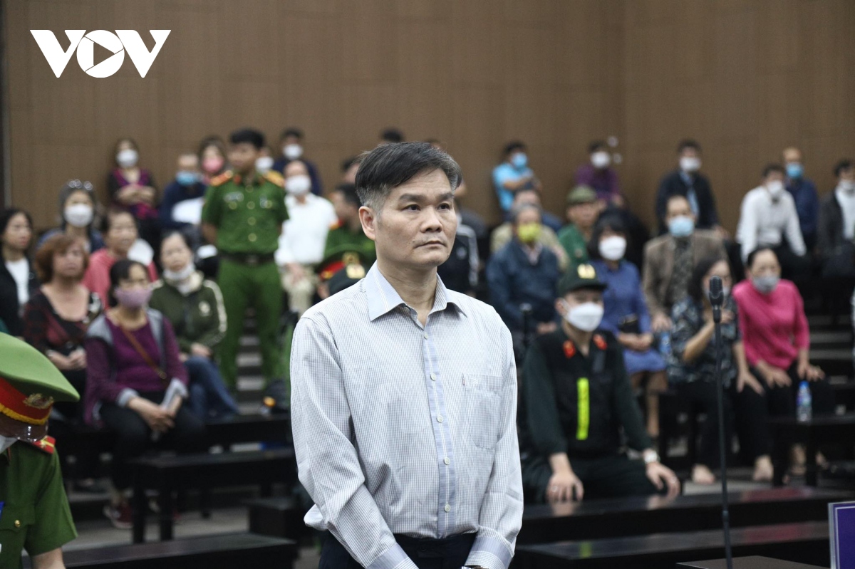"Tiến sĩ dạy làm giàu" Phạm Thanh Hải bị tuyên án tù chung thân