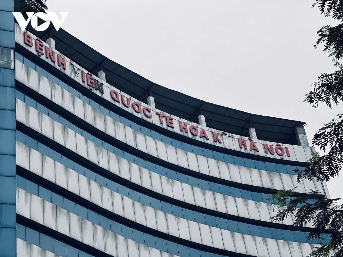 Bệnh viện nghìn tỷ bỏ hoang giữa “đất vàng” Hà Nội
