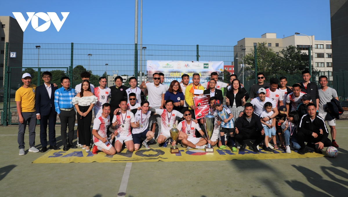 Tăng cường tình đoàn kết qua Giải bóng đá Thanh niên - Sinh viên Việt Nam tại CH Séc