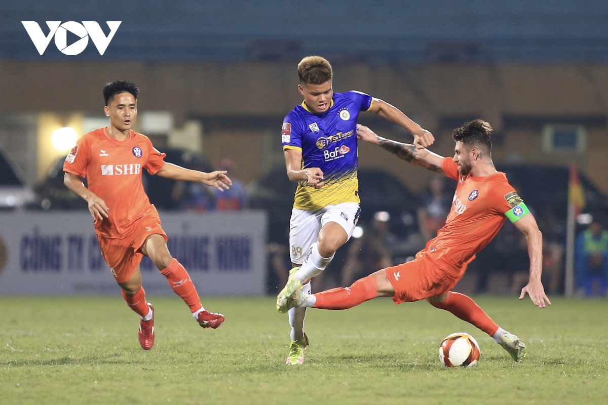 BXH V-League 2023 mới nhất: Gây bất ngờ trước Hà Nội FC, Đà Nẵng thoát khỏi đáy bảng