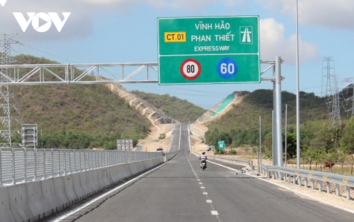 Sắp khánh thành 2 cao tốc Nha Trang-Cam Lâm và Vĩnh Hảo-Phan Thiết