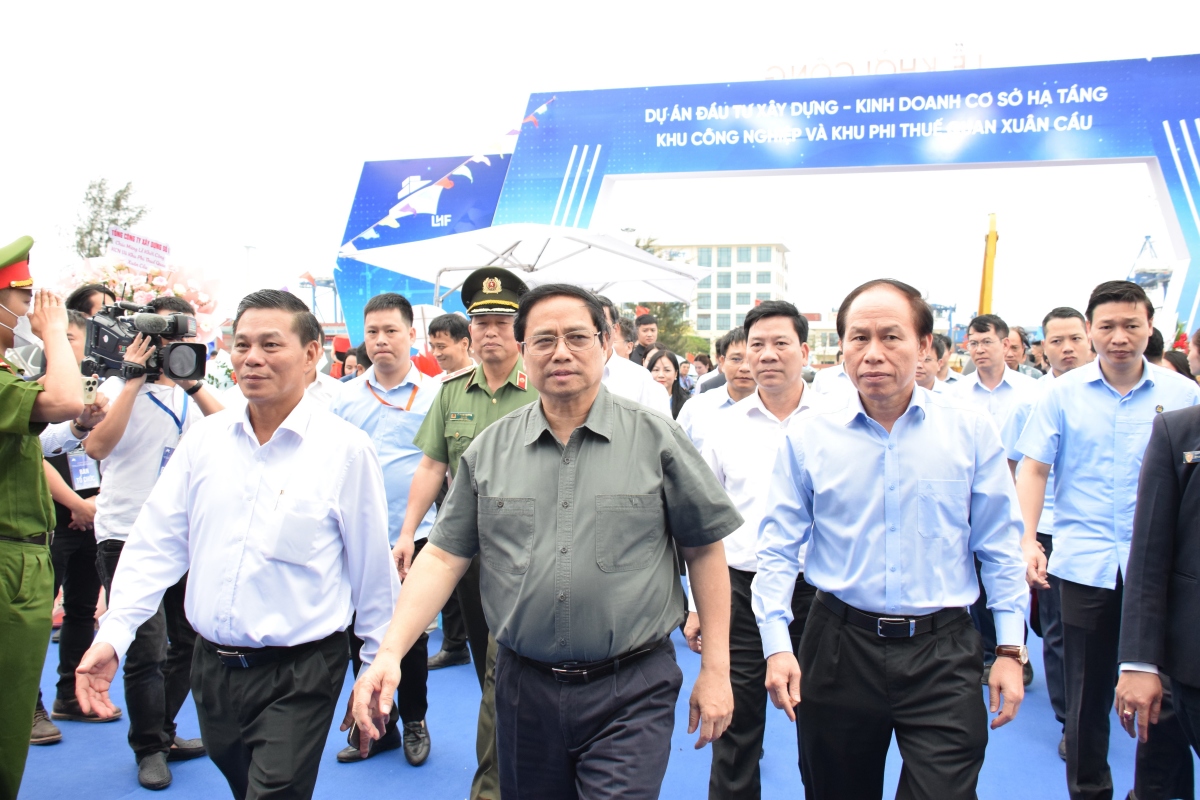Thủ tướng tuyên bố khởi công Dự án đầu tư Khu công nghiệp và phi thuế quan Xuân Cầu