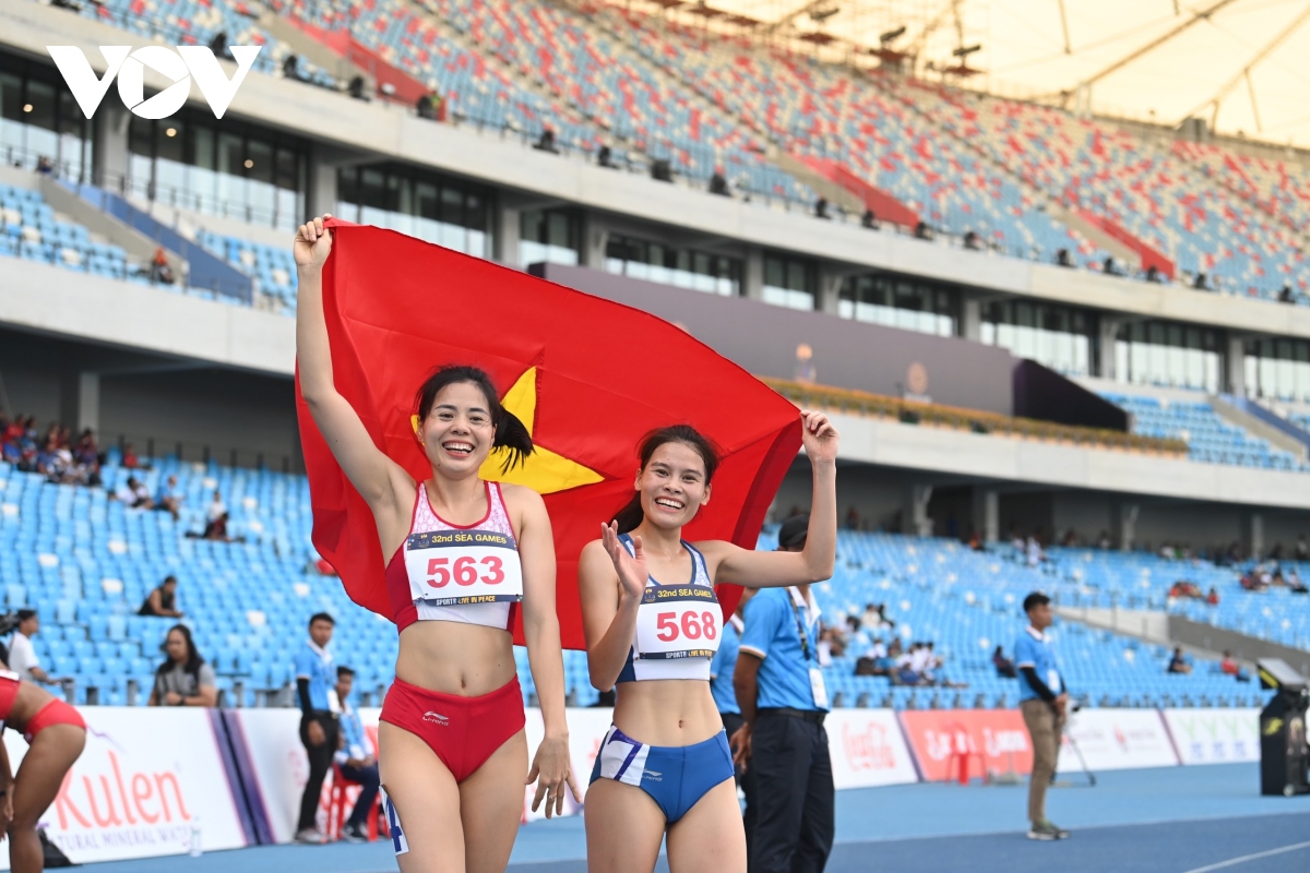 Nguyễn Thị Huyền vượt qua ám ảnh thất bại để giành HCV 400m rào nữ