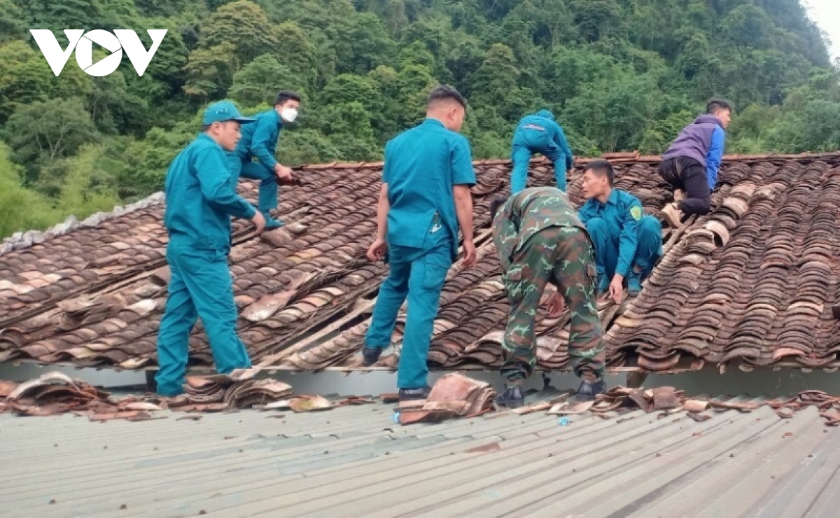 Cao Bằng khẩn trương khắc phục hậu quả mưa đá khiến hàng trăm ngôi nhà bị hư hại