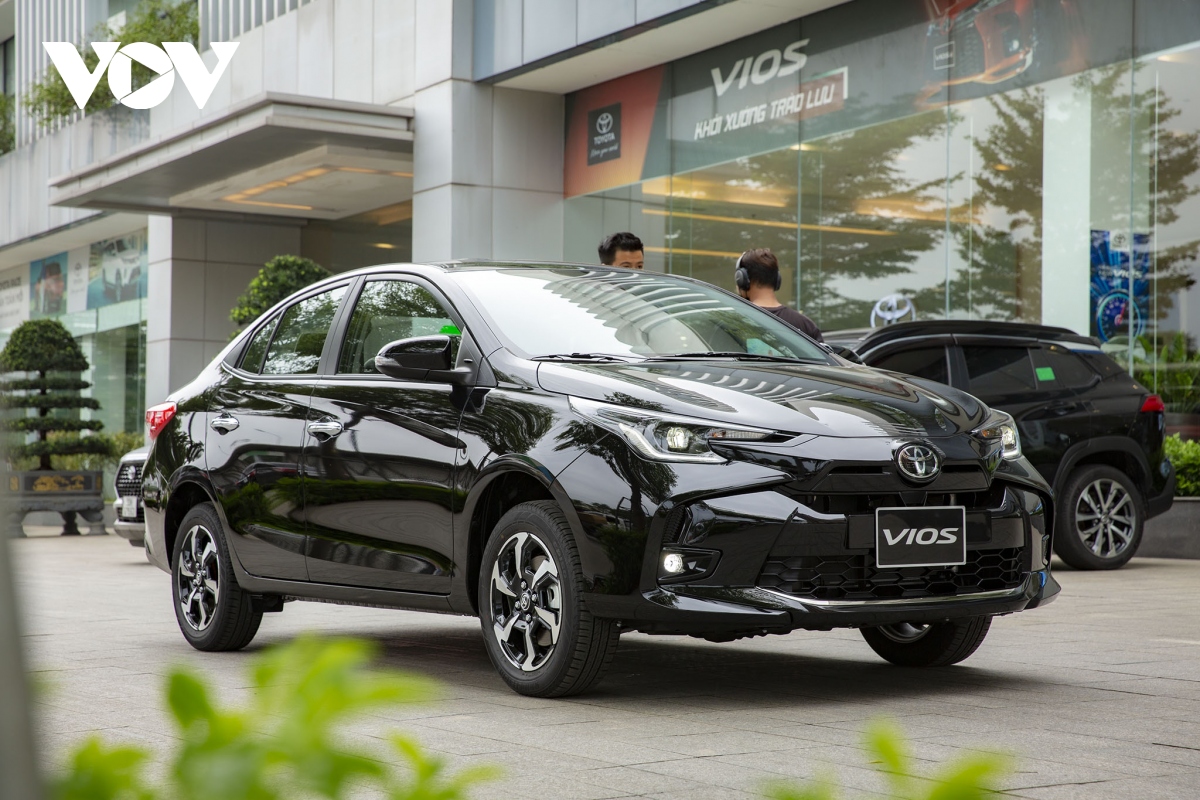 Cận cảnh Toyota Vios 2023 phiên bản đắt nhất