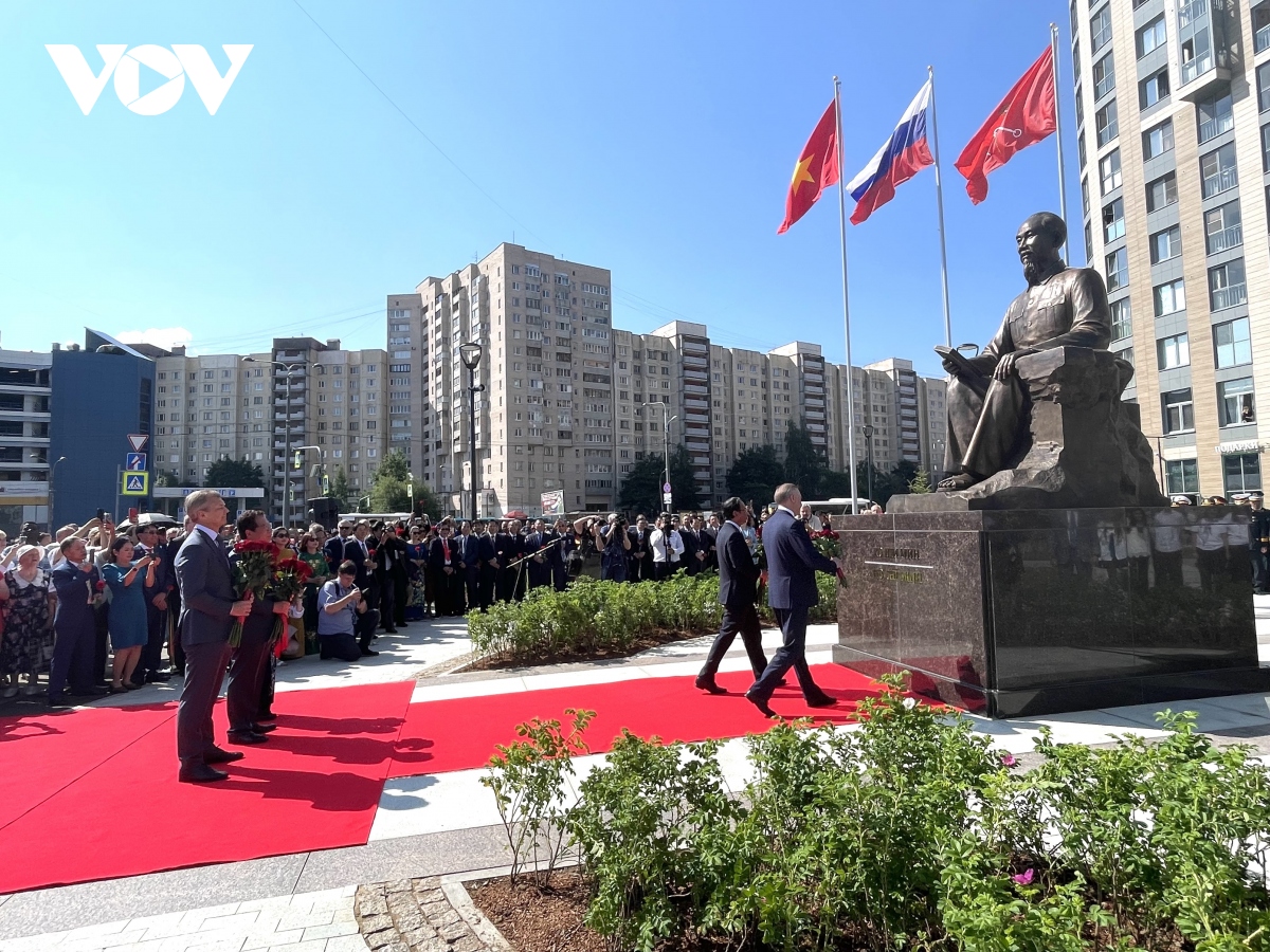 Khánh thành tượng đài Chủ tịch Hồ Chí Minh-mốc son mới cho quan hệ hai nước Việt-Nga