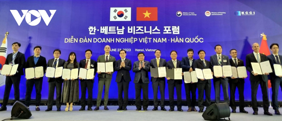 Việt Nam - Hàn Quốc xây Tổ hợp sản xuất chip bán dẫn