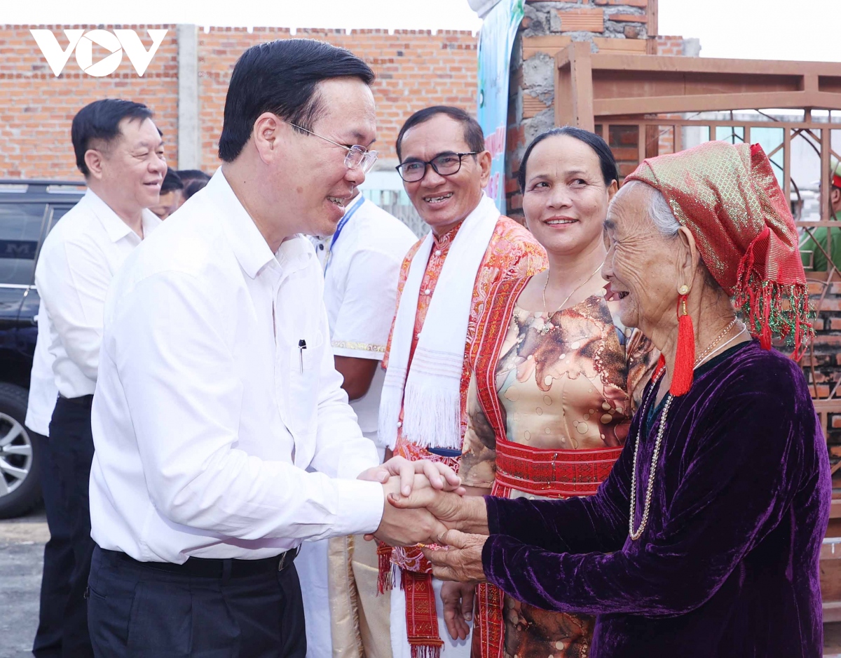 Chủ tịch nước dự Lễ đón Bằng UNESCO đối với nghệ thuật làm gốm của người Chăm