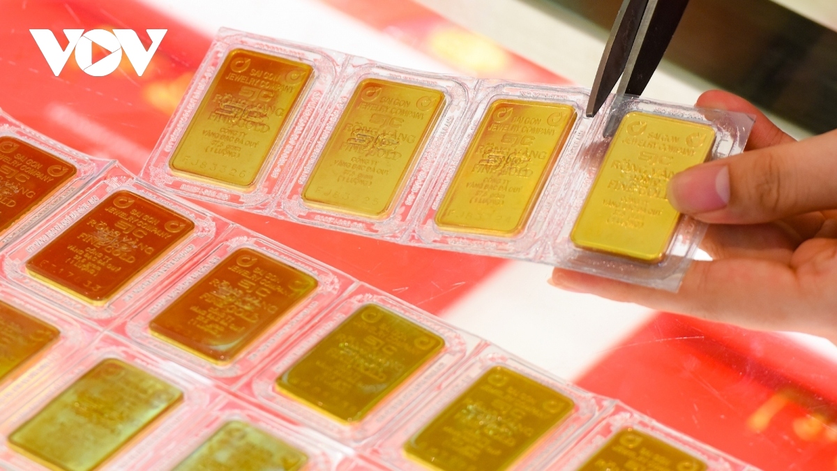 Giá vàng hôm nay 5/2: Vàng SJC niêm yết ở mức 77,9 triệu đồng/lượng