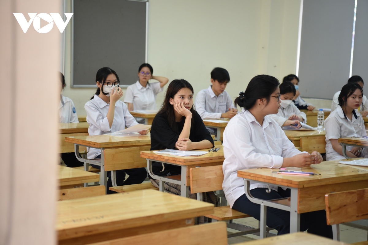 Gần 115.000 thí sinh Hà Nội bước vào kỳ thi tuyển sinh lớp 10 THPT công lập