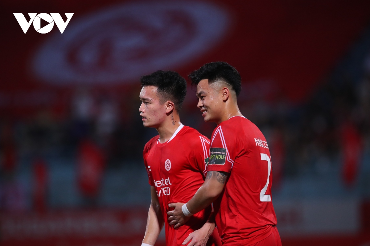 Đức Chiến lập cú đúp, Viettel FC giành trọn 3 điểm trên sân nhà trước Bình Dương