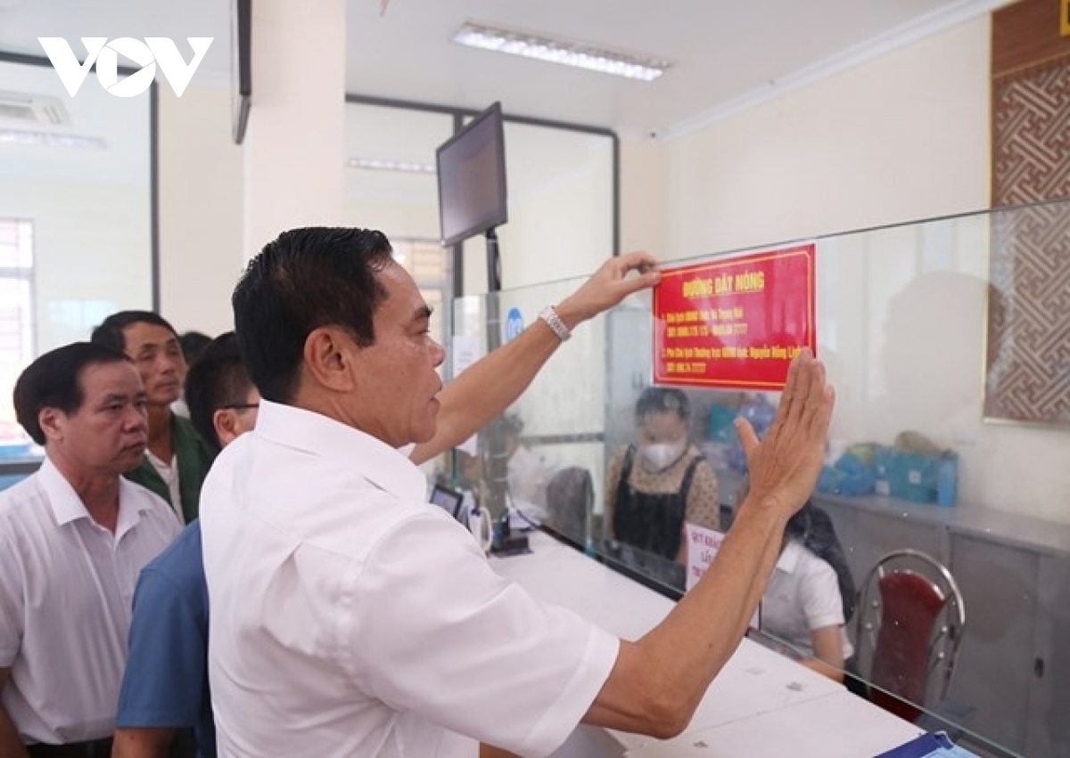 Chủ tịch Hà Tĩnh nhận gần 1000 cuộc gọi, tin nhắn sau 1 ngày công bố SĐT cá nhân