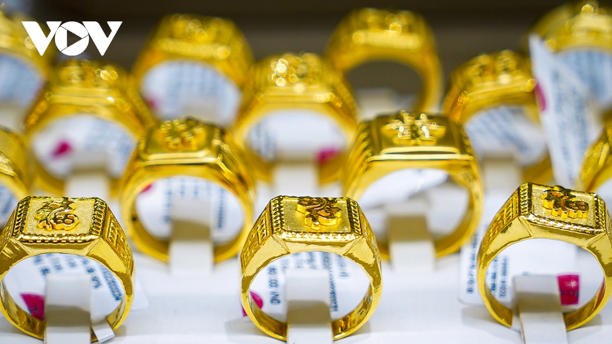 Giá vàng hôm nay 4/5: Vàng SJC tiếp tục tăng lên mức 85,9 triệu đồng/lượng