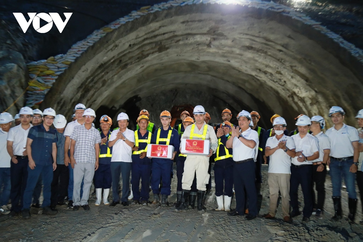 Cải tiến phương pháp đào hầm trên cao tốc Quảng Ngãi - Hoài Nhơn