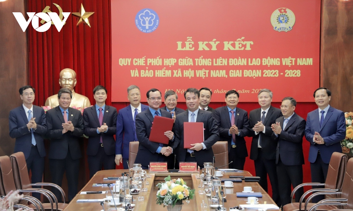 BHXH Việt Nam và Tổng Liên đoàn Lao động Việt Nam ký Quy chế phối hợp
