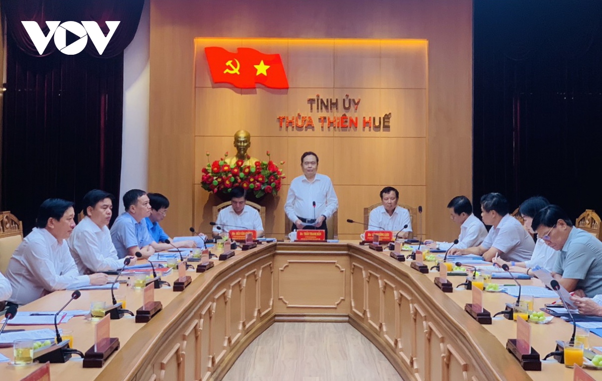 Đoàn kiểm tra 888 Bộ Chính trị làm việc với Ban Thường vụ Tỉnh ủy Thừa Thiên Huế