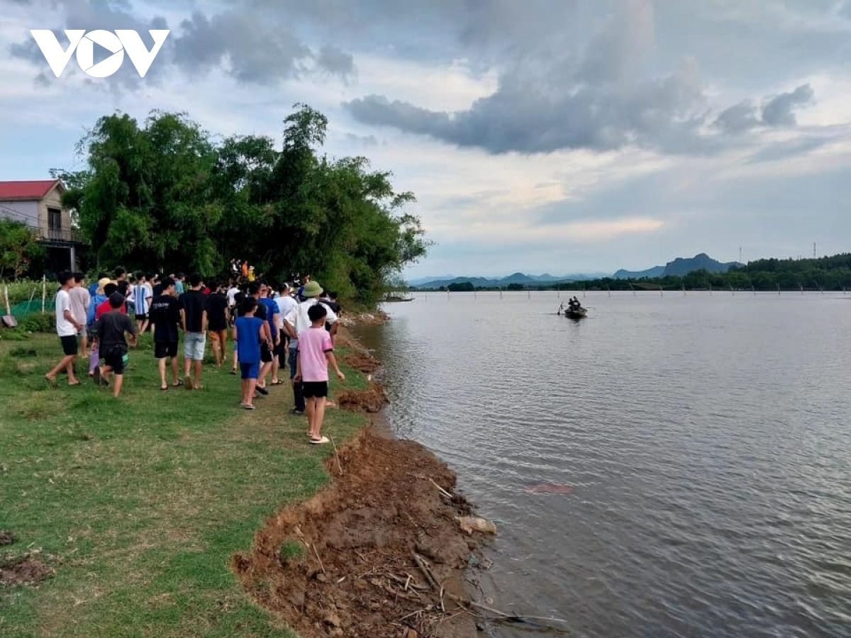 Quảng Bình: Tắm sông Nhật Lệ, 1 nam sinh lớp 8 bị đuối nước tử vong