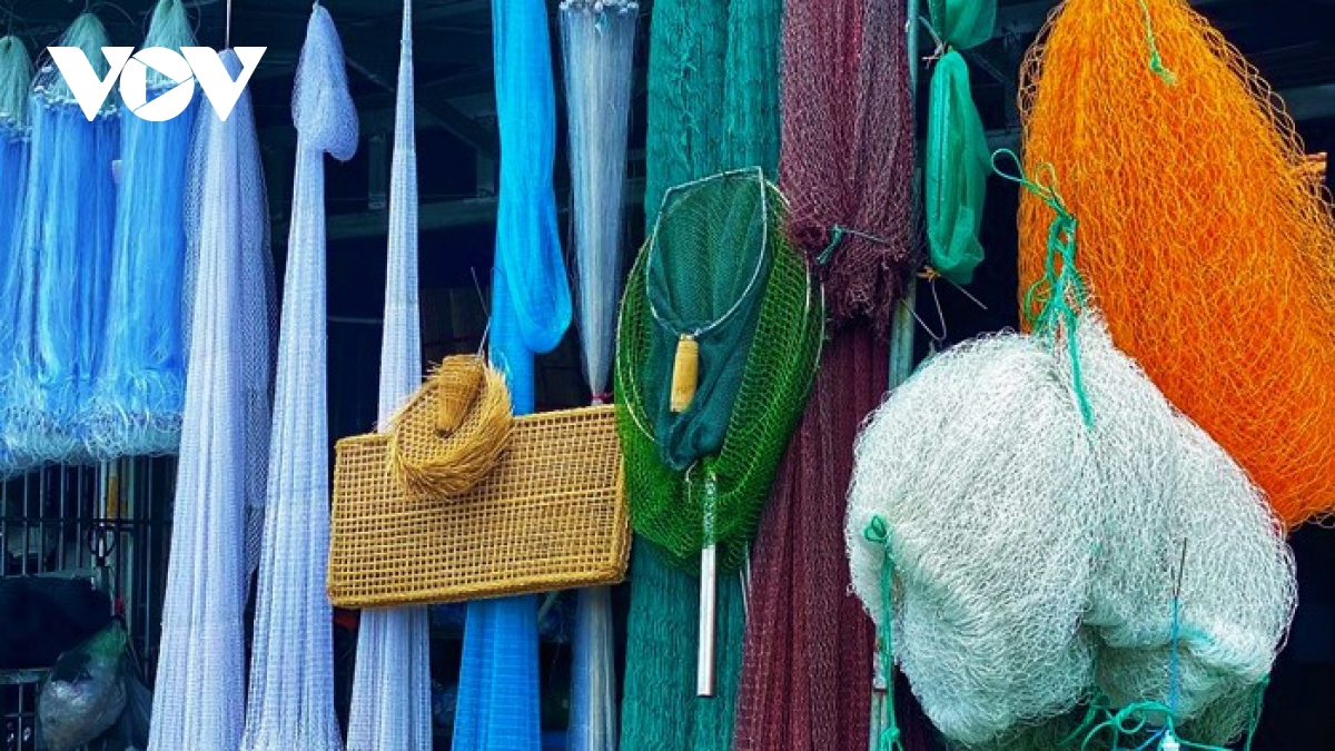 Làng nghề đan ráp lú - lưới nhộn nhịp đón mùa nước nổi