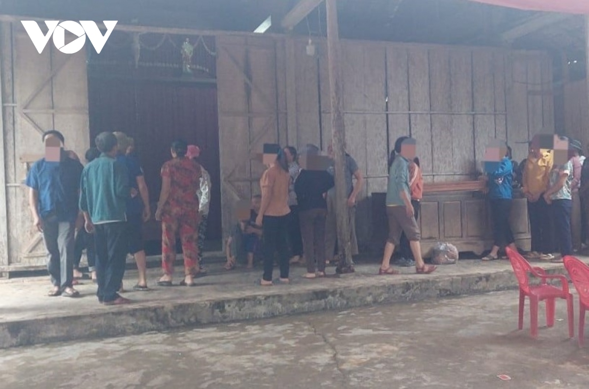 Sét đánh thương vong hai vợ chồng ở Quảng Bình