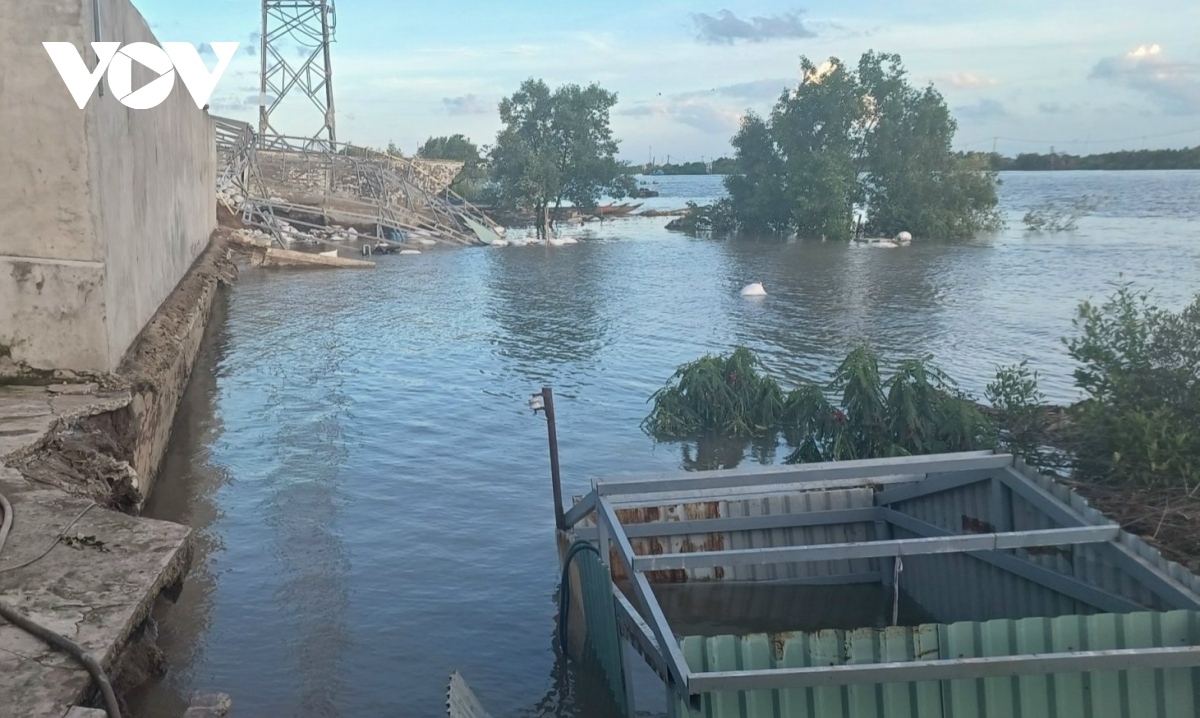 Sạt lở bờ sông, bờ biển ở Bạc Liêu, thiệt hại gần 10 tỷ đồng