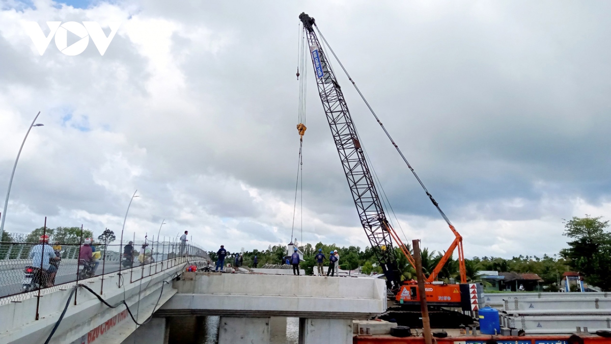 Cầu Tây Đô hơn 200 tỷ đồng ở Cần Thơ hợp long đơn nguyên 2