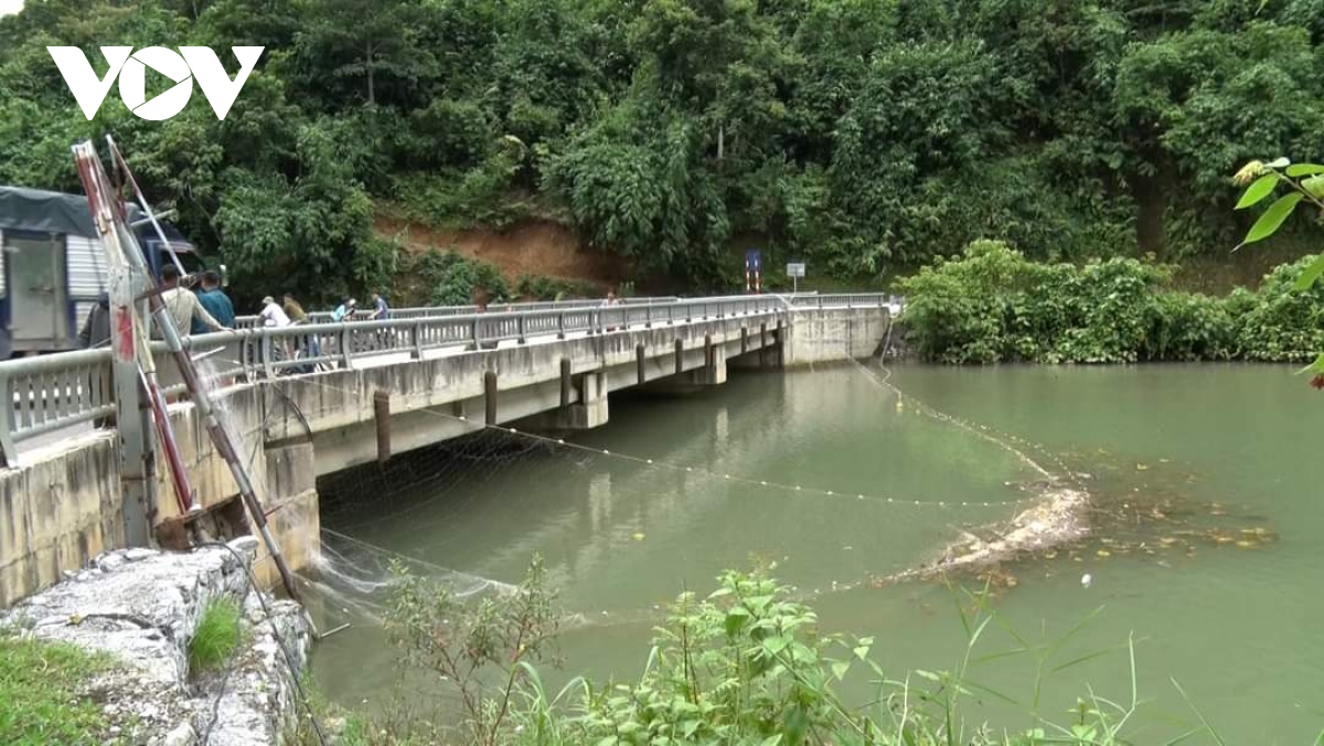 Tìm được 1 thi thể học sinh đuối nước ở Cao Bằng