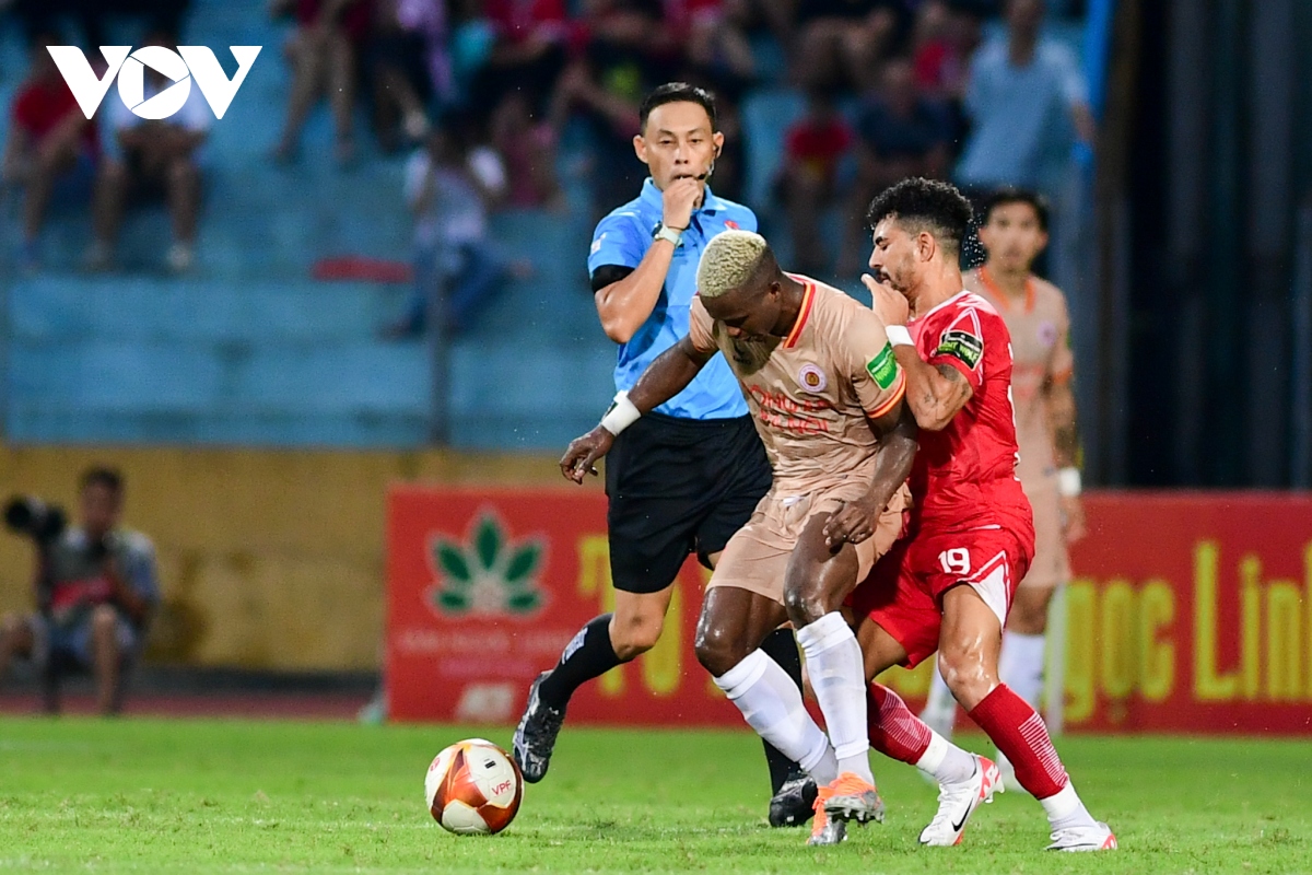 Thắng 3 sao trước Viettel FC, Công an Hà Nội chạm 1 tay vào ngôi vương V-League 2023