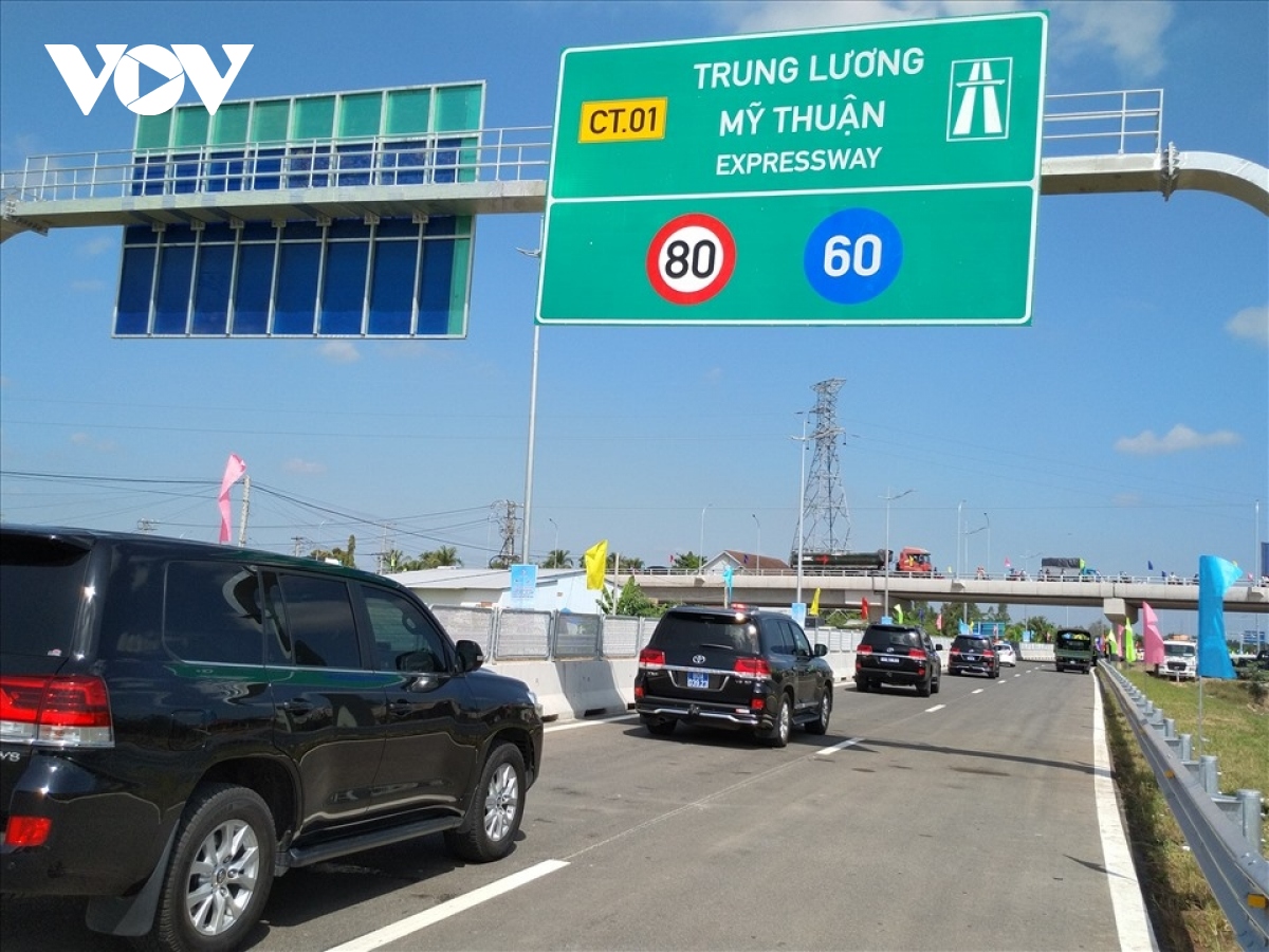Đầu tư PPP toàn tuyến cao tốc TP.HCM-Trung Lương-Mỹ Thuận lên 8 làn xe