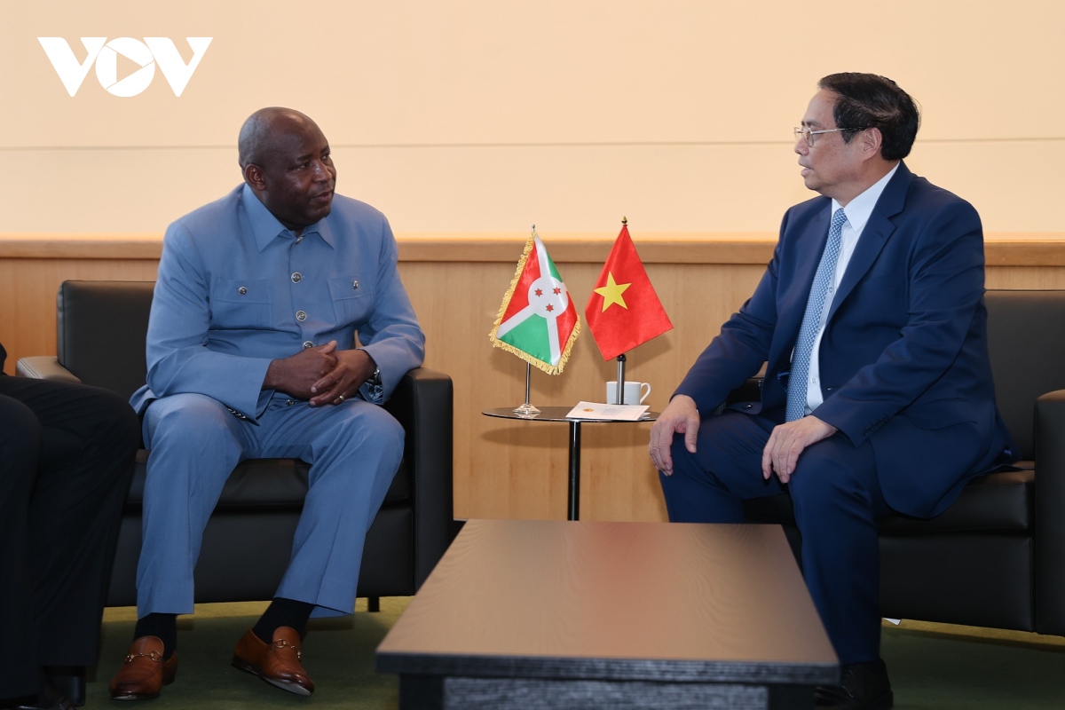 Thủ tướng gặp Tổng thống Burundi nhân dịp tham dự Khóa họp Đại hội đồng LHQ