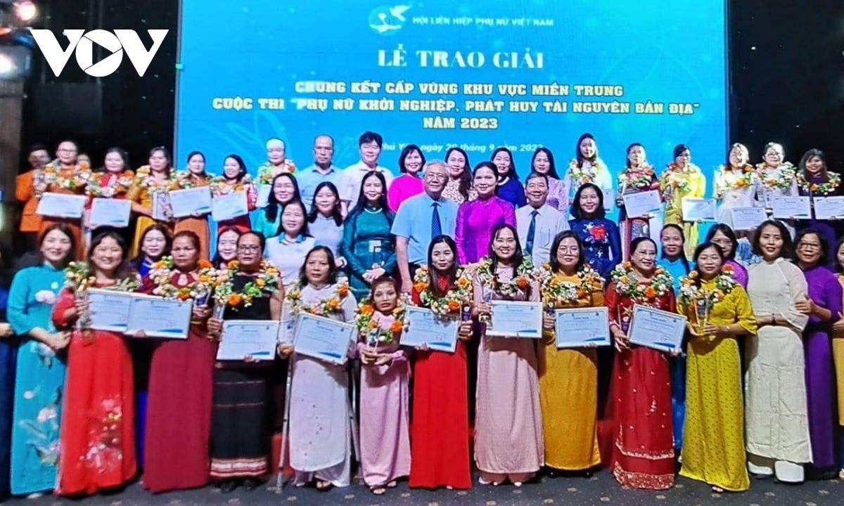 Vinh danh 22 dự án khởi nghiệp tiêu biểu của phụ nữ miền Trung