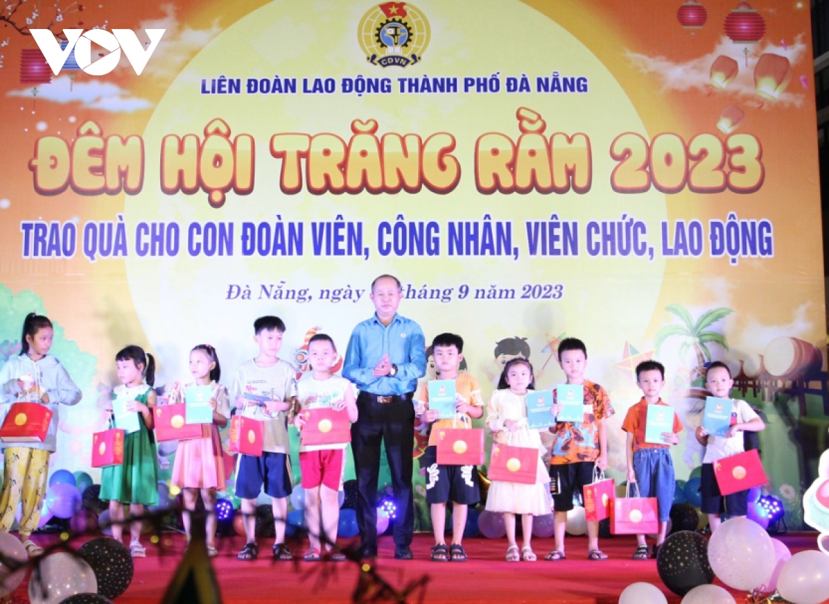 Tết Trung thu cho con em lao động nghèo ở Đà Nẵng
