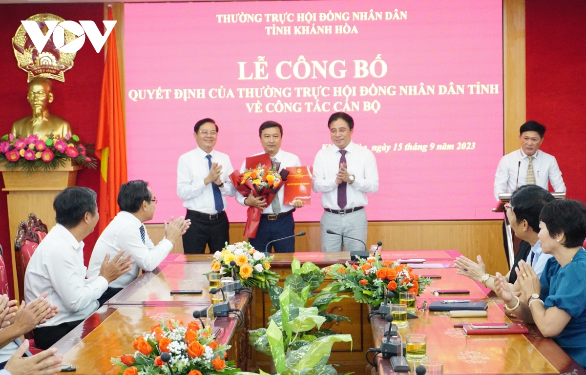 Giám đốc Sở Xây dựng Khánh Hòa giữ chức Chánh Văn phòng Đoàn ĐBQH và HĐND