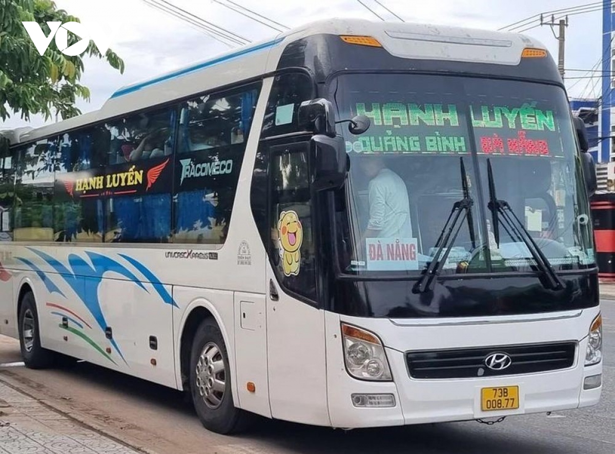 Từ Quảng Bình vào Đà Nẵng, 2 hành khách bị bỏ rơi dọc đường