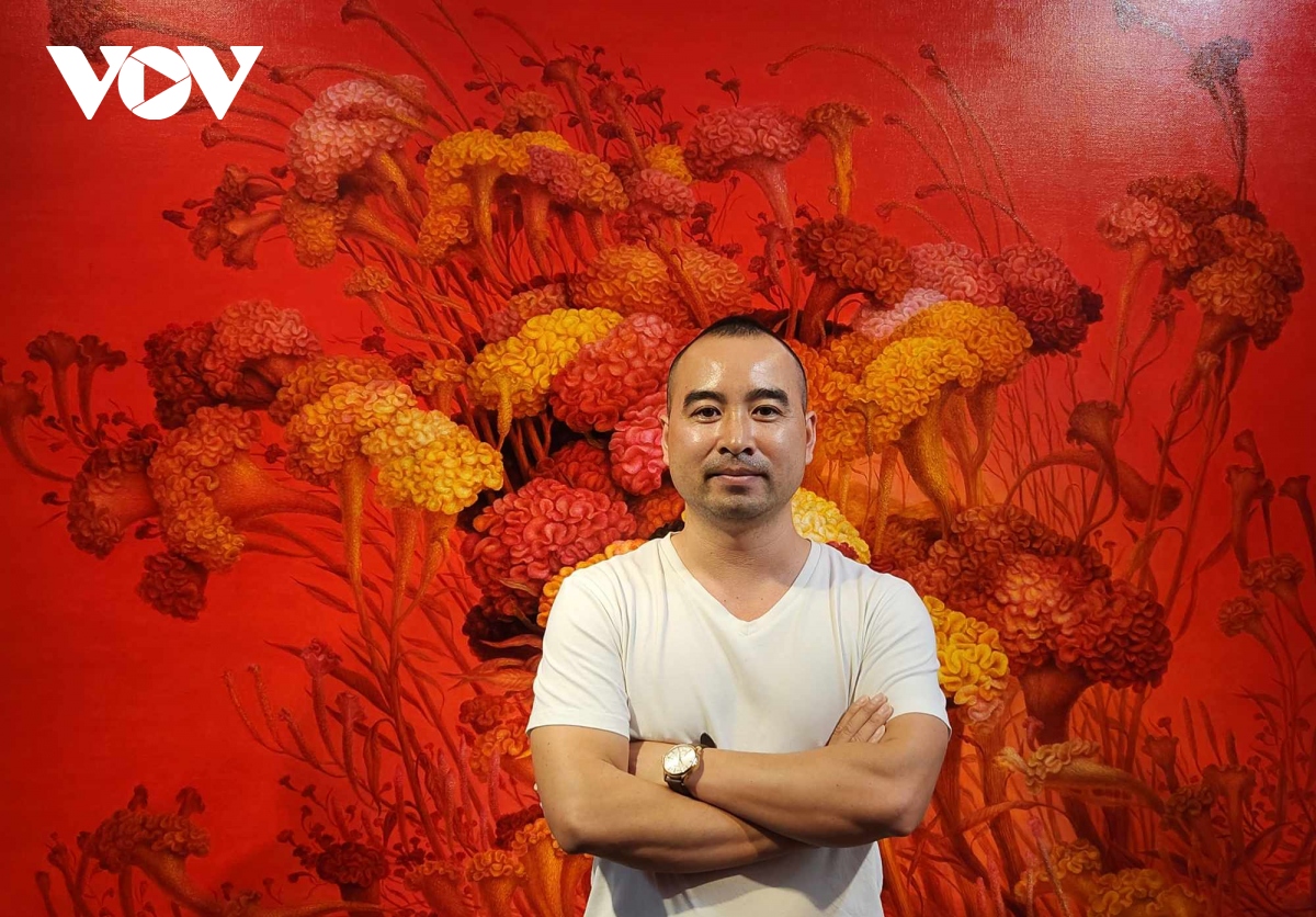 Hoa mào gà đẹp quyến rũ trong tranh của họa sĩ Nguyễn Khắc Chinh