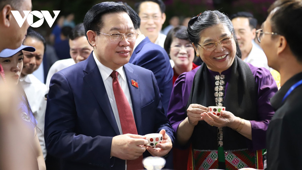 Chủ tịch Quốc hội dự Lễ hội Cà phê tỉnh Sơn La lần thứ nhất