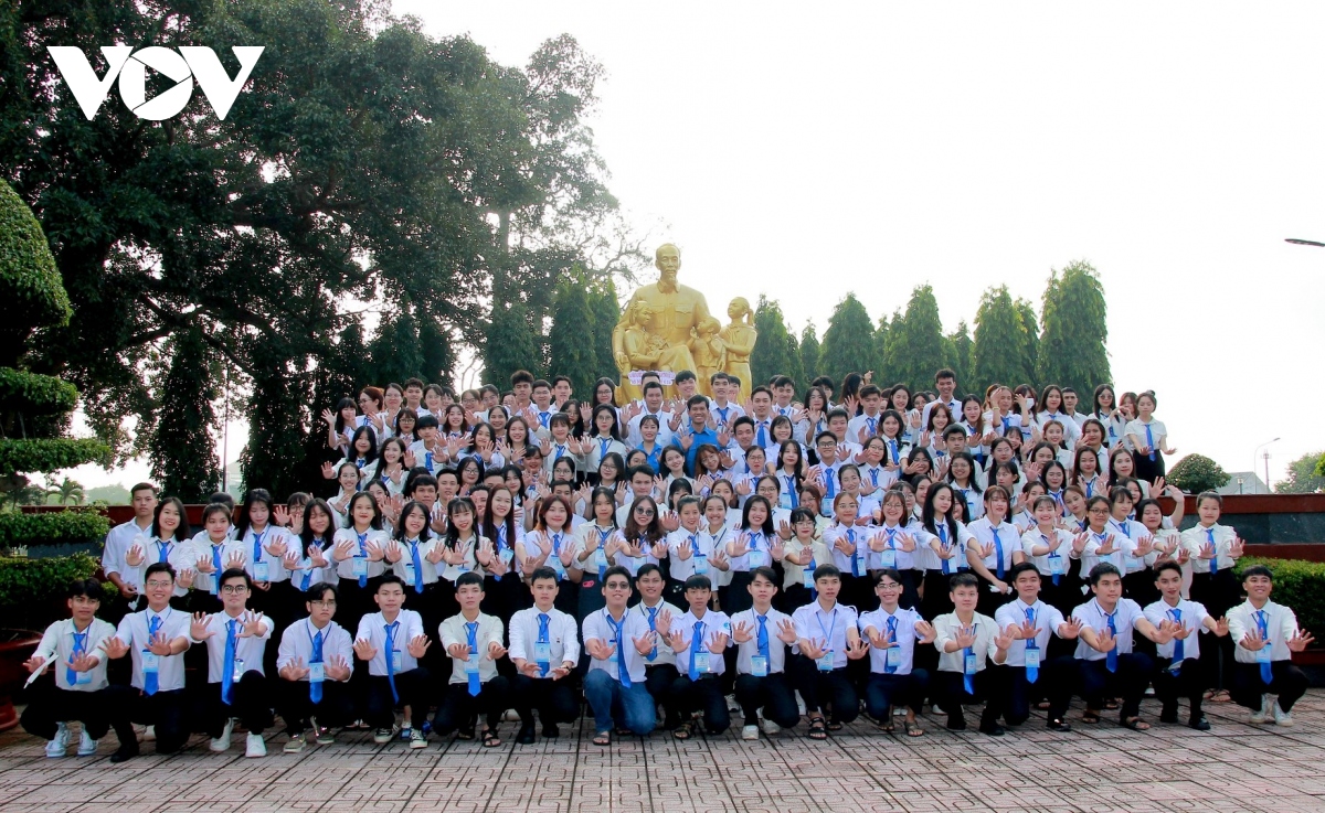 Đắk Lắk đồng hành, hỗ trợ và phát triển sinh viên dân tộc thiểu số