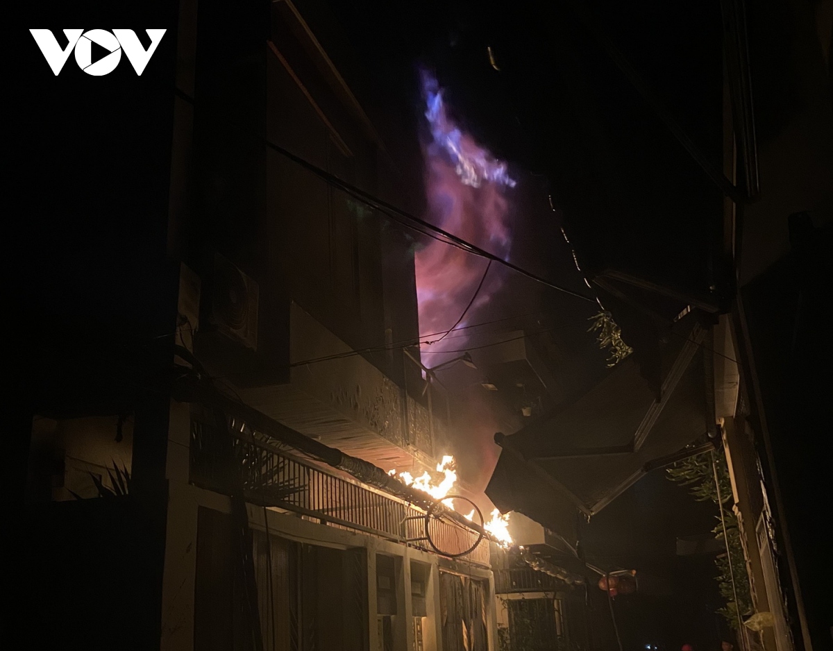 Đà Nẵng: Cháy nhà trong ngõ nhỏ, 2 người tử vong