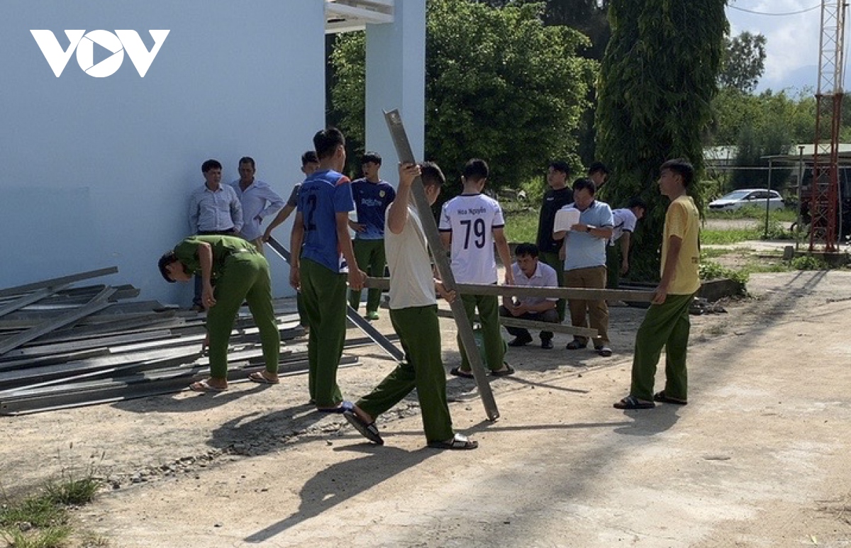 Tạm giam đối tượng đánh cắp hàng loạt thanh giằng trụ điện cao thế tại Khánh Hòa