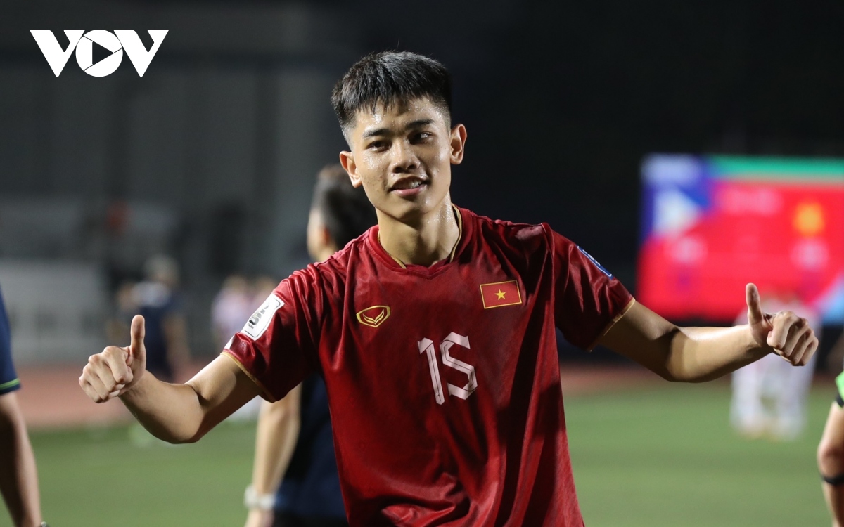 ĐT Philippines 0-2 ĐT Việt Nam: Chiến thắng giải toả áp lực cho HLV Troussier