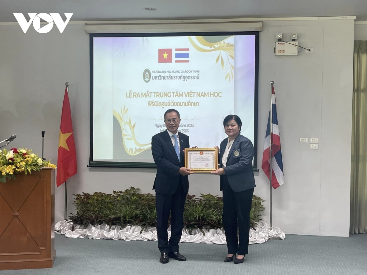Ra mắt Trung tâm Nghiên cứu Việt Nam đầu tiên tại Thái Lan