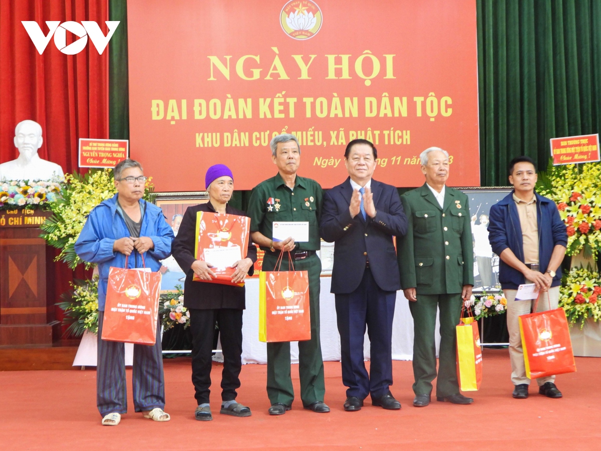 Trưởng Ban Tuyên giáo Trung ương dự Ngày hội Đại đoàn kết tại Bắc Ninh