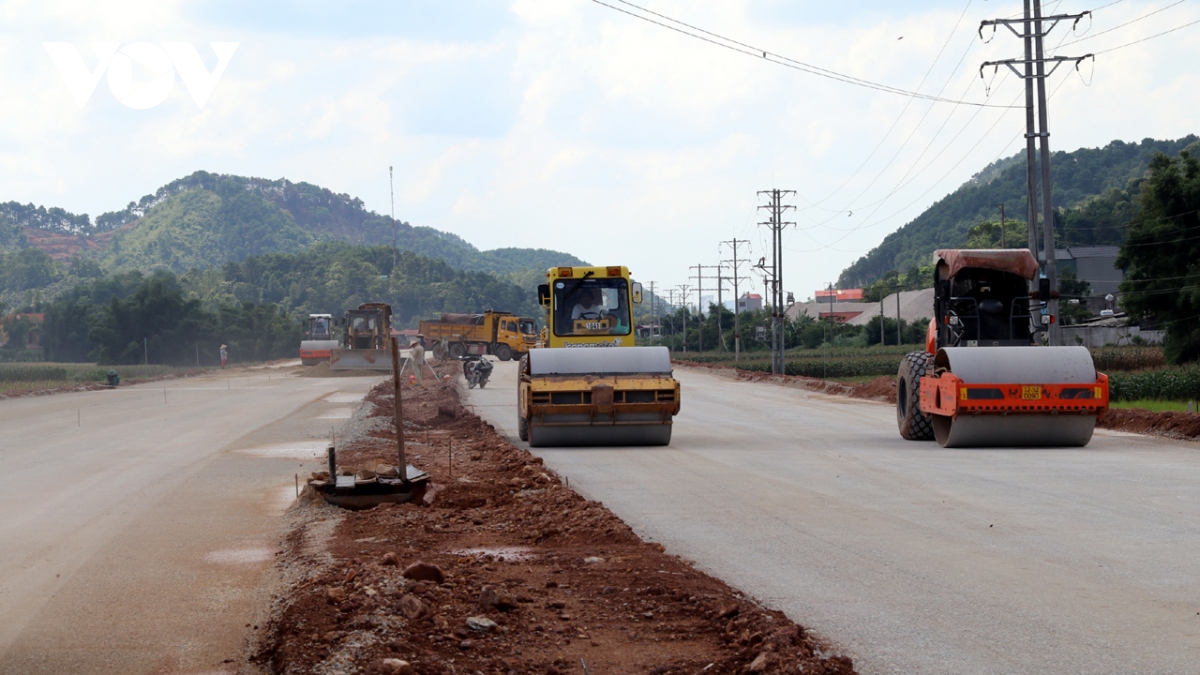 Nhiều dự án hạ tầng giao thông ở Lạng Sơn chậm tiến độ