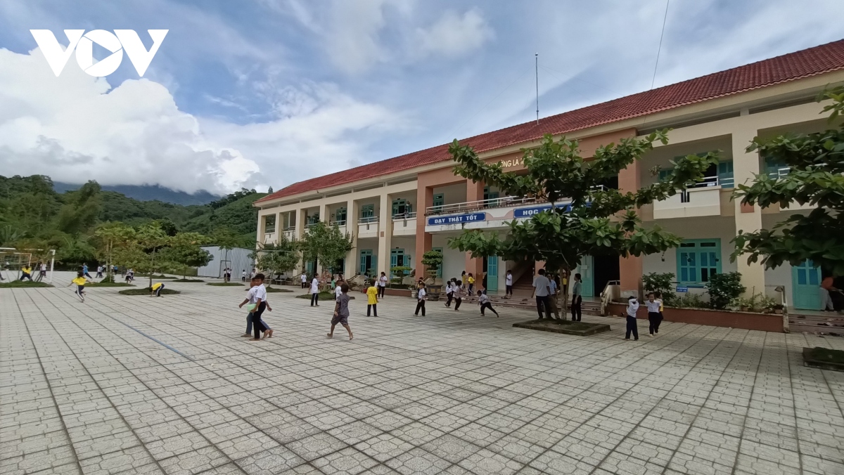 Học sinh miền núi tại tỉnh Khánh Hòa được hỗ trợ ăn trưa