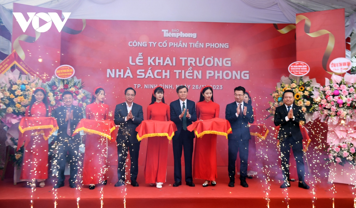 Khai trương Nhà sách Tiền Phong quy mô hơn 60.000 sản phẩm tại Ninh Bình